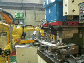 小型工件冲压自动化-HH050.gif